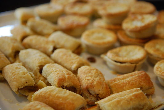 Party pie/sausage roll platter